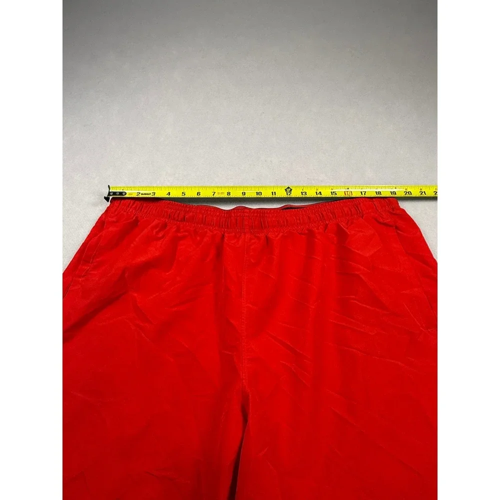 Under Armour Mens XXL Red HeatGear Loose Fit Athletic Training Gym Shorts